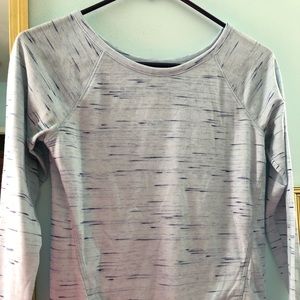 Long sleeve blue top